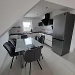 Comfortable 4 4 Full Family Tržič