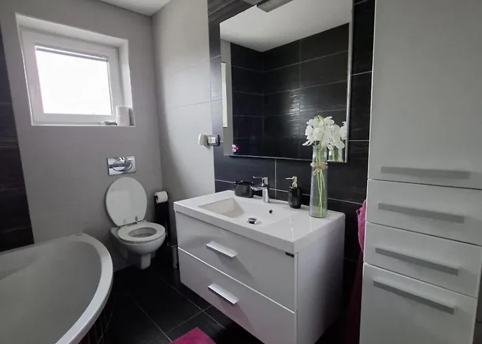 Appartement Comfortable 4 4 Full Family Tržič