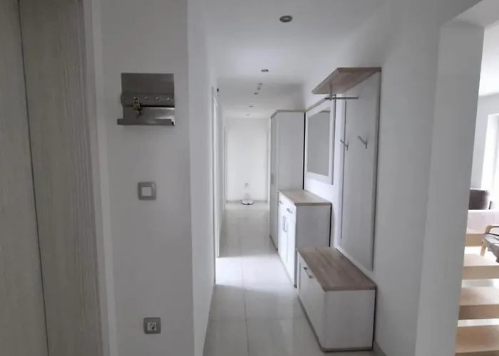 Comfortable 4 4 Full Family * Tržič